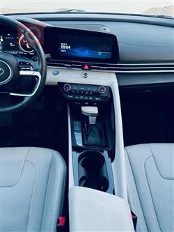 هیوندای ئەلەنترا